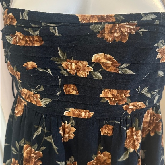 Abercrombie floral navy dress with gold/brown flowers - Picture 2 of 5